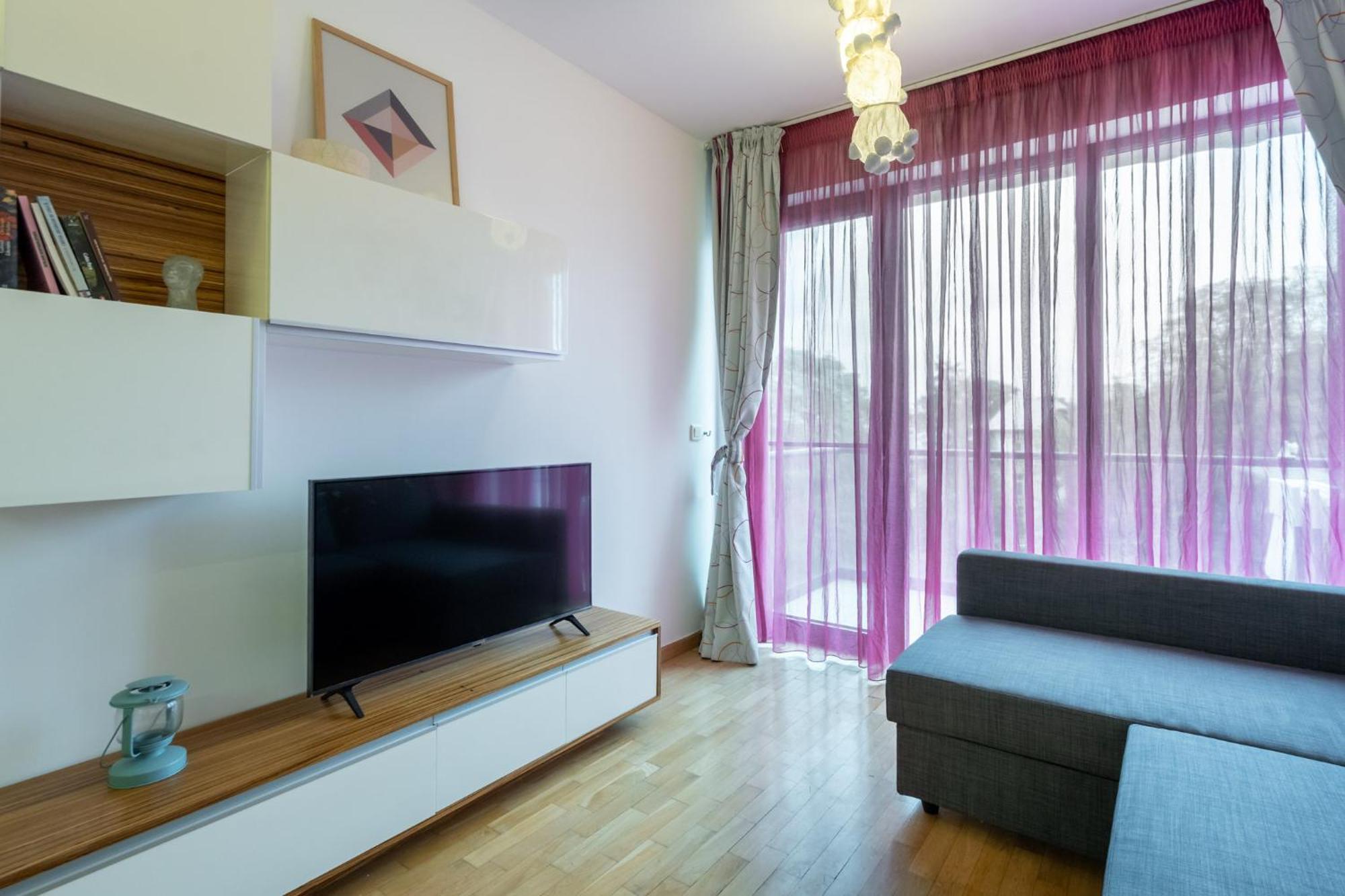 Lazynest - Modern Apartment With Parking & Balcony Βουκουρέστι Εξωτερικό φωτογραφία